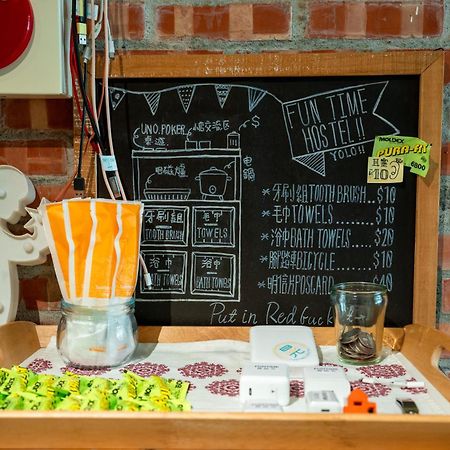 Funtime Hostel Chiayi City Exterior photo