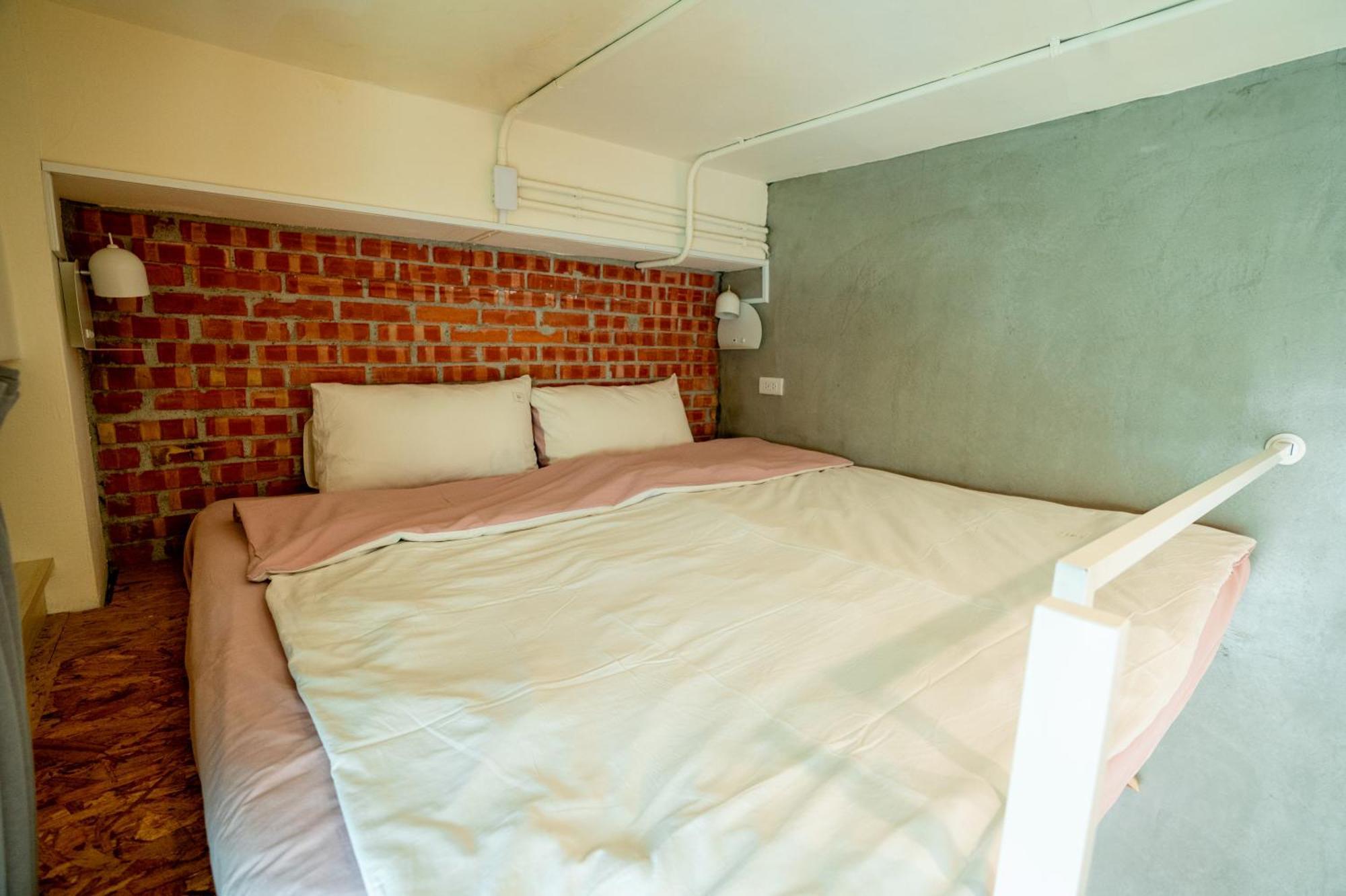 Funtime Hostel Chiayi City Exterior photo
